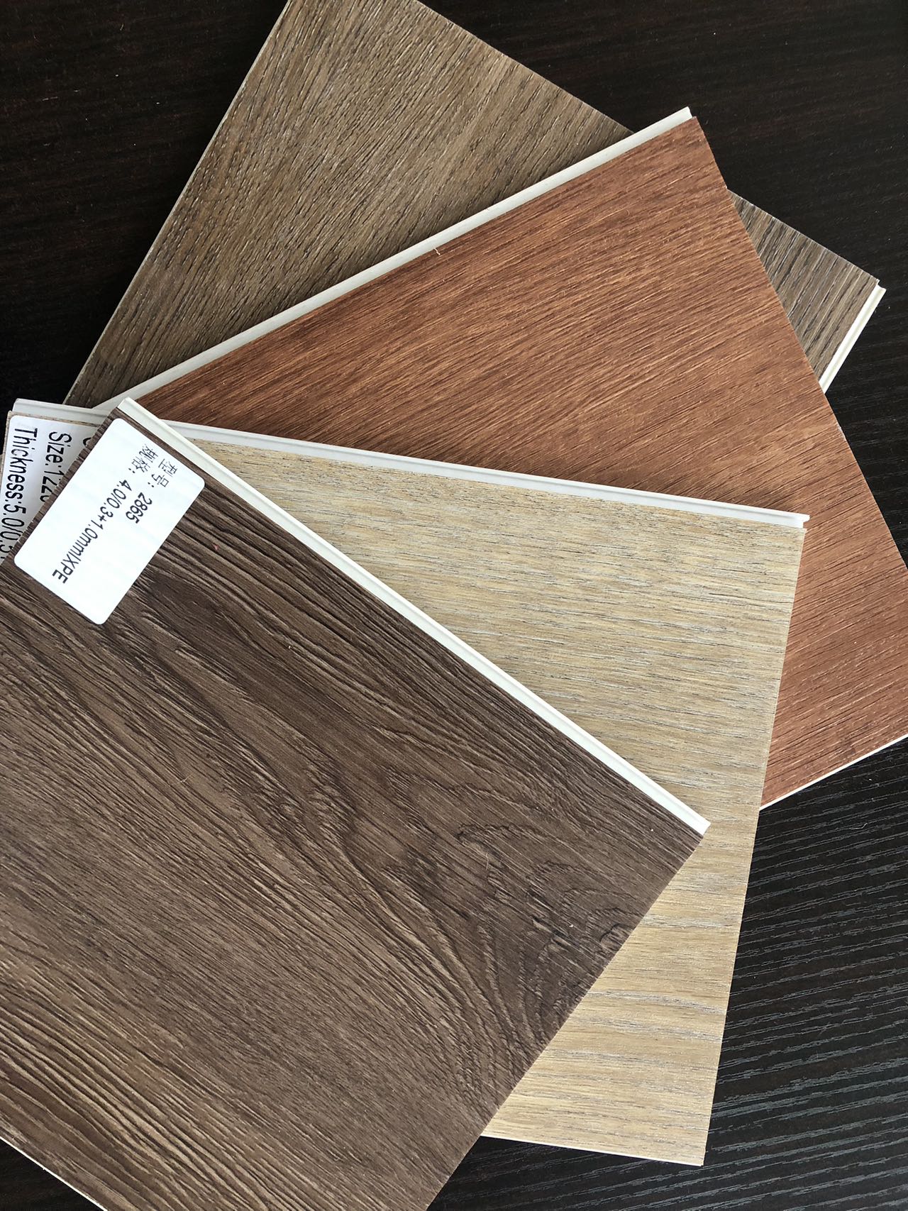 JadeLight Wood Grain Series SPC พื้นประสาน